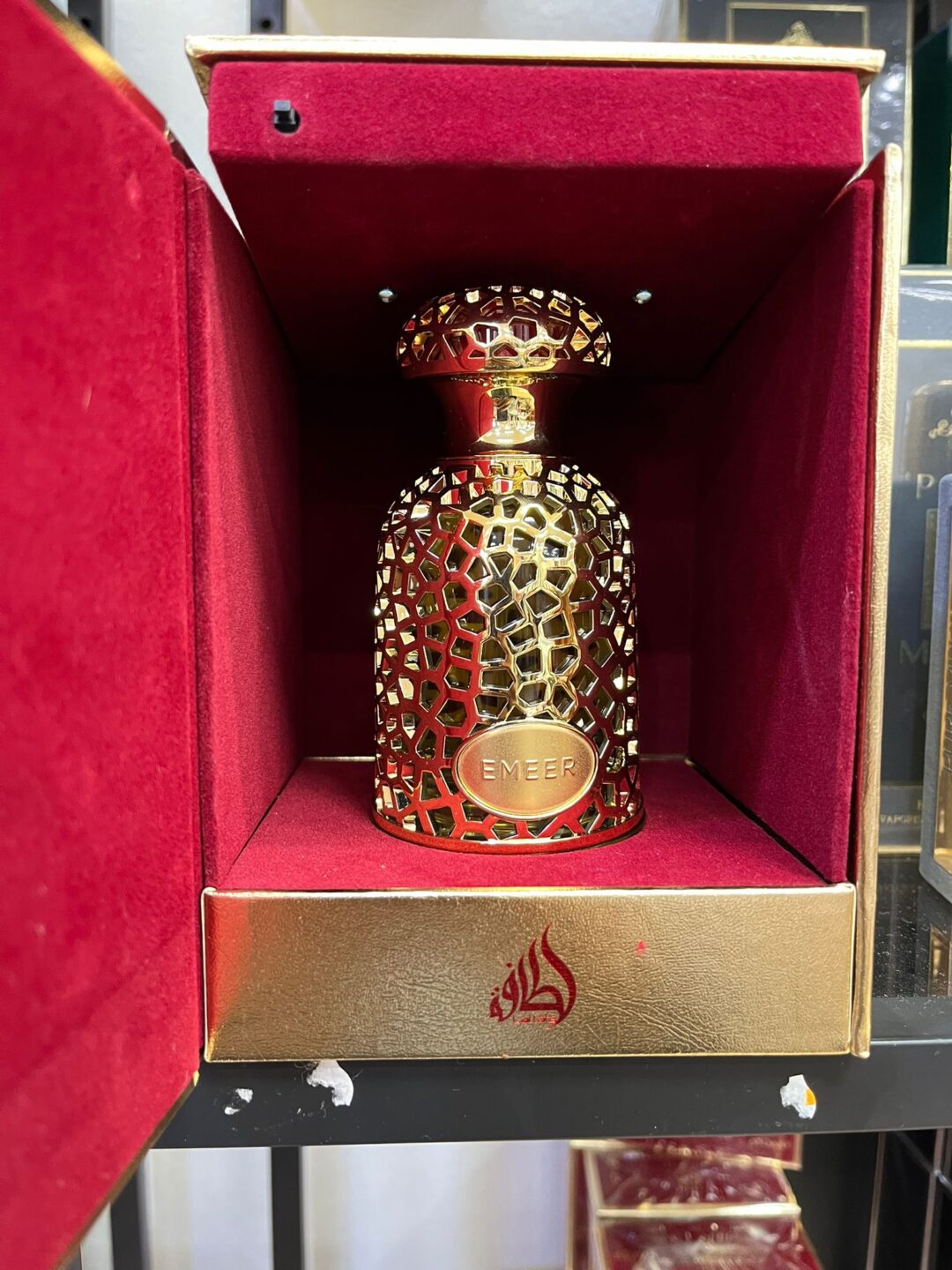 PERFUME EMEER
